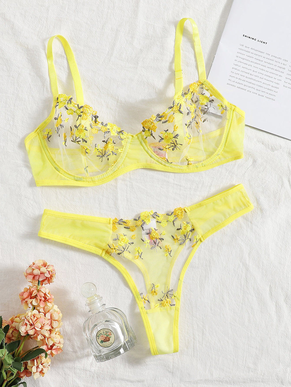 Low Waist Lace Flower Embroidery Sweet Beauty Bra Set