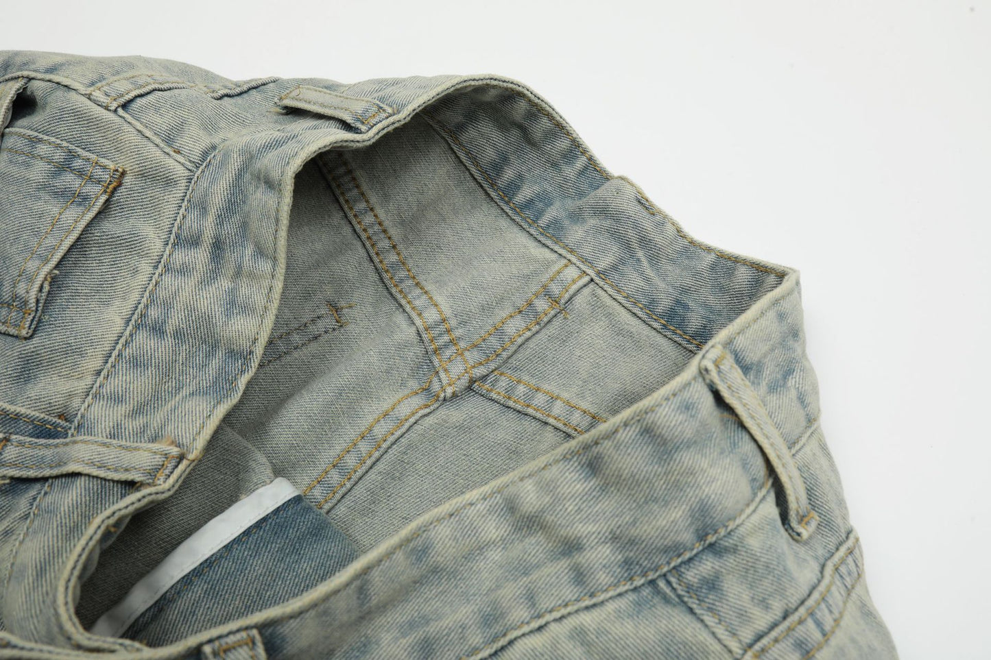 Sharpened And Washed Denim Shorts With Torn Holes